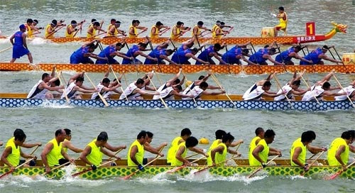 (Dragon-boat Racing赛龙舟 sài long zhōu)